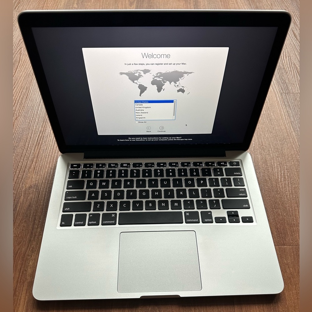 MacBook Pro 13” i5 2.7Ghz 8GB RAM / 128GB SSD - TWO CHARGERS - FREE SHIPPING